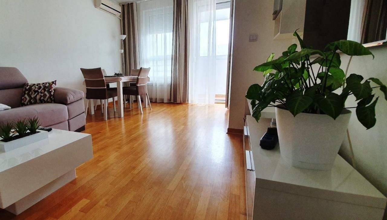 Royal Apartment Belvill Belgrade Exterior photo